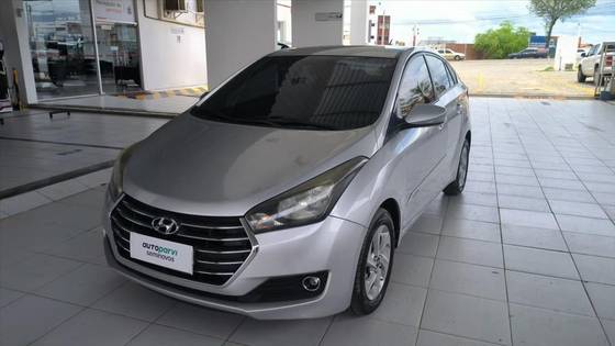 HYUNDAI HB20S 1.6 COMFORT STYLE 16V FLEX 4P AUTOMÁTICO